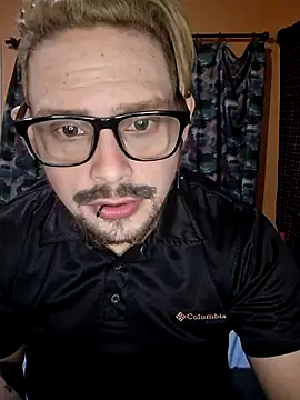 xavivandersex online show from September 18, 8:05 am