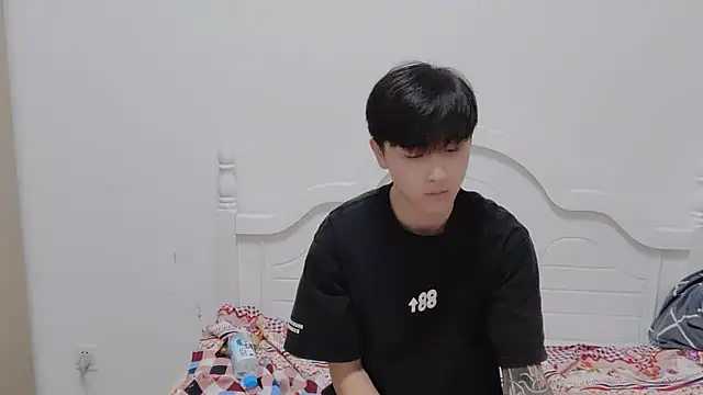 xiaoyi2563 online show from November 10, 11:59 am