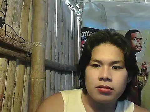 Snapshot of Huntrix2025 chatting on October 31, 2:24 am Huntrix2025 online show from October 31, 2:24 am