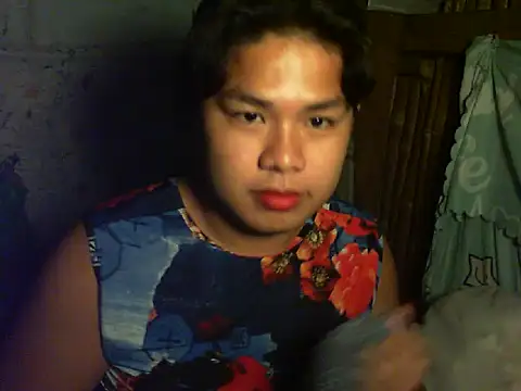 Snapshot of Huntrix2025 chatting on October 18, 7:52 pm Huntrix2025 online show from October 18, 7:52 pm