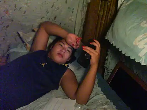 Snapshot of Huntrix2025 chatting on October 13, 12:11 pm Huntrix2025 online show from October 13, 12:11 pm