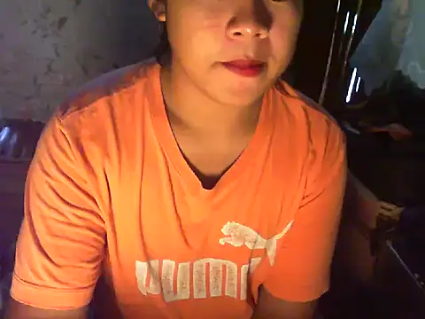 Snapshot of Huntrix2025 chatting on September 17, 4:46 am Huntrix2025 online show from September 17, 4:46 am