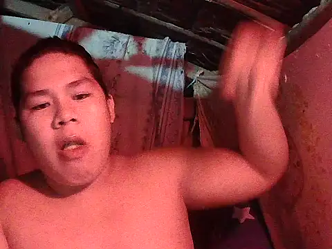 Huntrix2025 online show from June 18, 2:44 pm