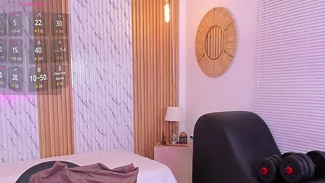 Snapshot of james_jonnes chatting on October 14, 8:05 pm james jonnes online show from October 14, 8:05 pm