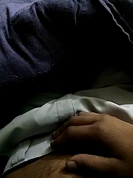 surendersingh123boy online show from November 16, 1:08 am