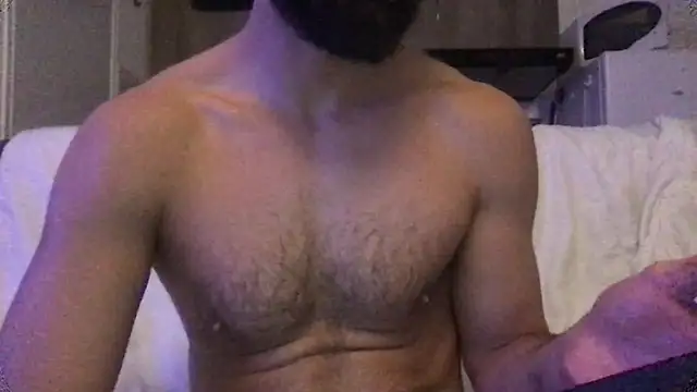 Snapshot of flambeur93 chatting on October 26, 6:54 pm flambeur93 online show from October 26, 6:54 pm