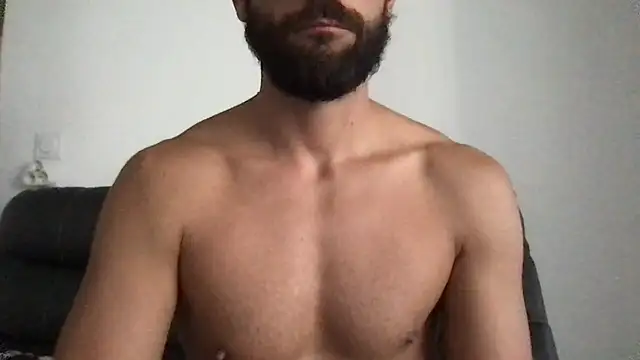 Snapshot of flambeur93 chatting on September 19, 3:34 pm flambeur93 online show from September 19, 3:34 pm