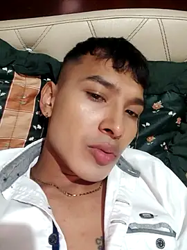 liamhotcolombia online show from September 15, 3:19 am