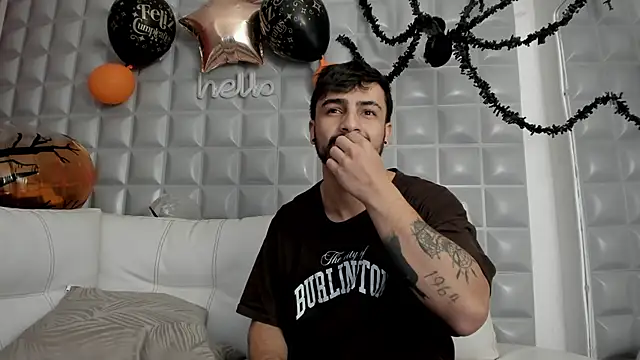 Jack Daniel   online show from October 22, 3:38 pm