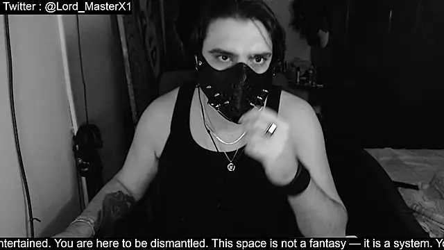 Snapshot of Lord_MasterX chatting on October 28, 4:26 am Lord MasterX online show from October 28, 4:26 am