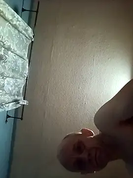 Jarektchurzewski online show from November 30, 6:43 pm