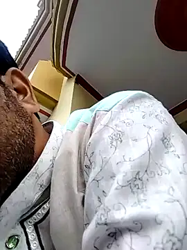 mohsin99272 online show from October 17, 11:58 am