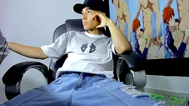 Hunteer Boy online show from September 22, 11:37 pm
