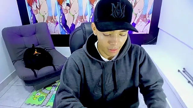 Hunteer Boy online show from October 22, 8:07 am