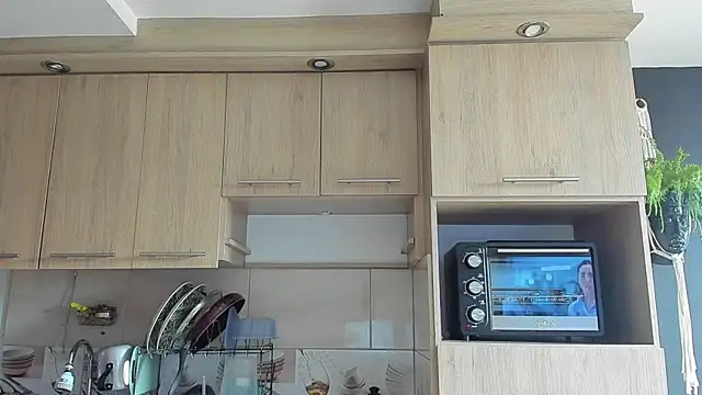 Arnolwilliams online show from October 26, 8:55 pm