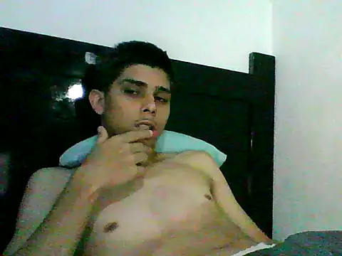 Snapshot of KingLamed chatting on September 22, 4:12 am KingLamed online show from September 22, 4:12 am