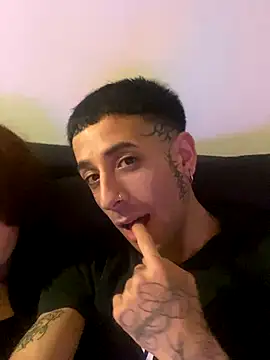 juicytatts23 online show from September 21, 6:46 am