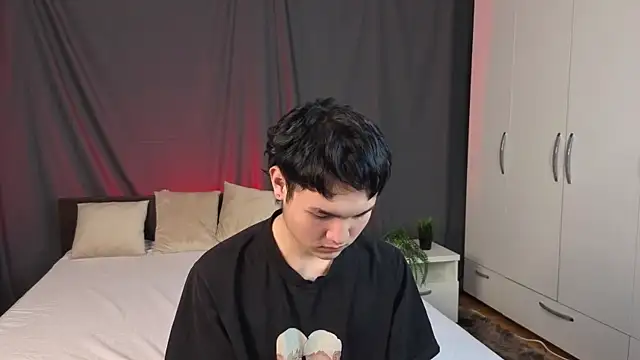Kaelix1 online show from September 20, 1:44 pm