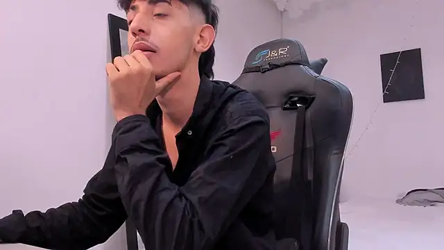 j martony online show from February 5, 12:23 pm