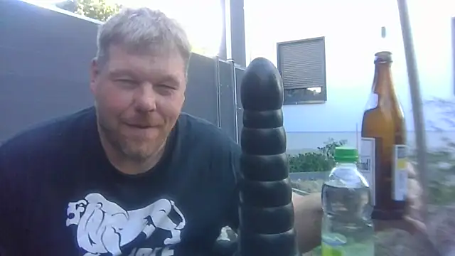 Snapshot of fetter_Daddy_Berlin chatting on September 24, 12:25 pm fetter Daddy Berlin online show from September 24, 12:25 pm