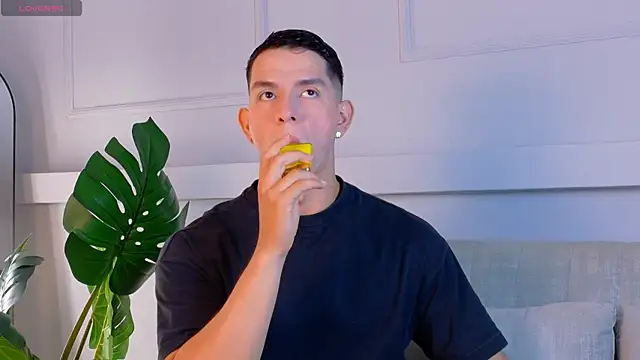 ZaneDawson online show from April 23, 7:49 pm