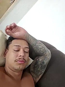 maicon9339 online show from November 9, 5:28 pm