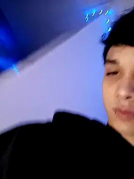 Snapshot of LeySmithVC chatting on November 1, 6:17 am LeySmithVC online show from November 1, 6:17 am