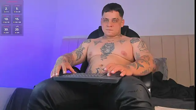 denis munera online show from May 14, 11:08 am