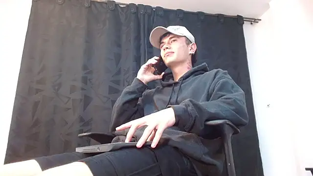Snapshot of jaico_santos chatting on October 7, 10:58 pm jaico santos online show from October 7, 10:58 pm
