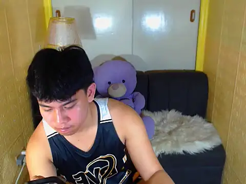 charliebighead online show from February 9, 1:32 am