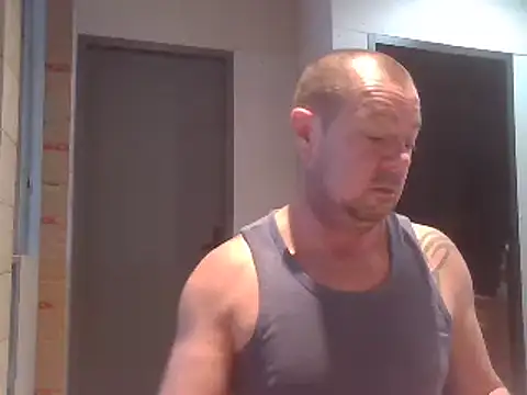 Snapshot of hugoboys4576 chatting on October 12, 2:33 pm hugoboys4576 online show from October 12, 2:33 pm