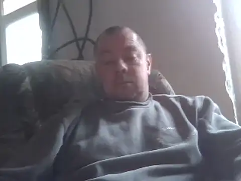 hugoboys4576 online show from December 17, 11:39 am