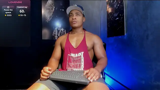 Snapshot of Noah_Black212 chatting on October 2, 1:26 pm Noah Black212 online show from October 2, 1:26 pm