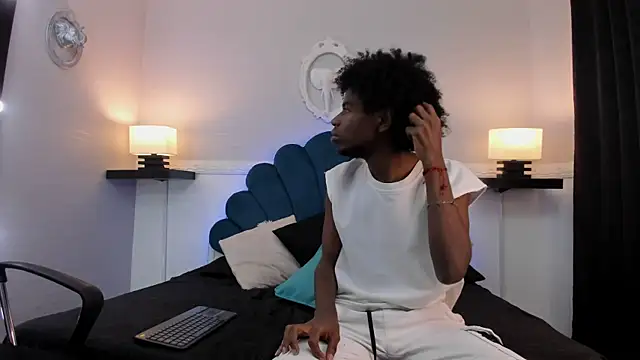 Snapshot of AllexJacob chatting on October 6, 1:16 pm AllexJacob online show from October 6, 1:16 pm