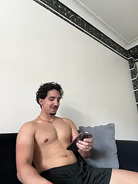 fuck   boyy online show from April 29, 1:38 pm