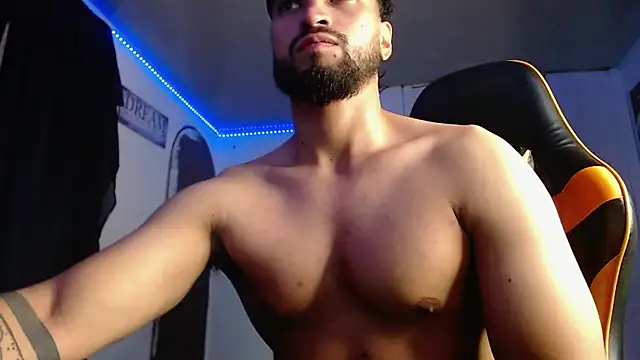 Snapshot of Chrys_harris77 chatting on September 28, 11:03 pm Chrys harris77 online show from September 28, 11:03 pm