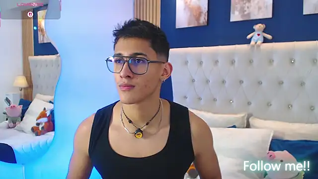 SalvadorFit online show from April 27, 8:47 pm