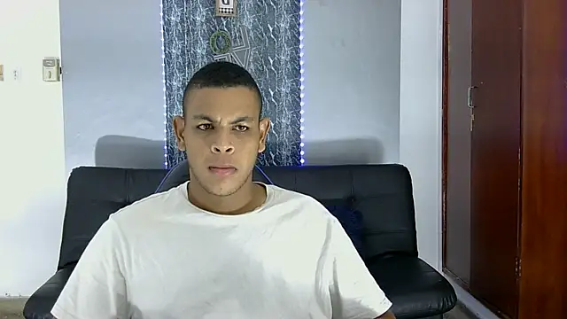 Dios es amor1006 online show from October 1, 5:33 am
