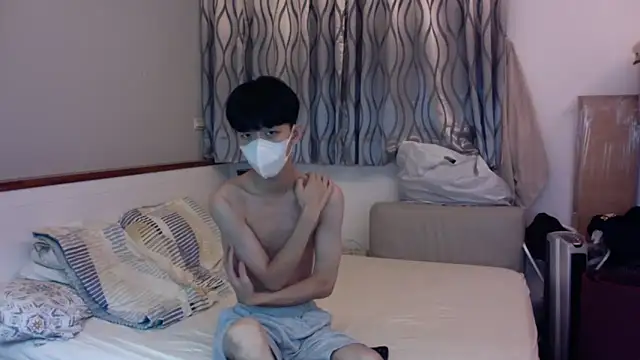 Snapshot of kai101010 chatting on October 12, 6:02 pm kai101010 online show from October 12, 6:02 pm