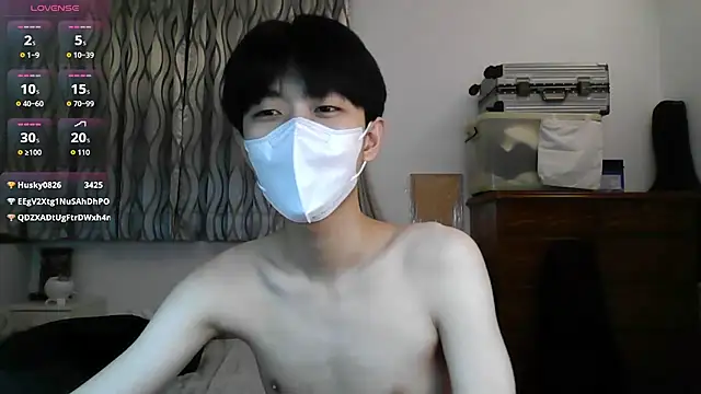 kai101010 online show from January 9, 5:40 pm