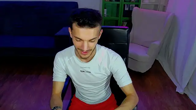 DominicValente online show from October 24, 5:25 pm