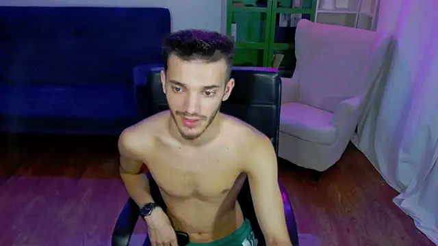 DominicValente online show from October 28, 5:48 pm