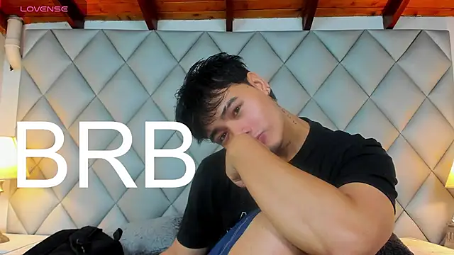 Clement Reyes online show from February 4, 12:44 pm