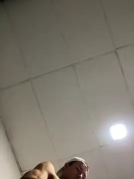 juancho0400 online show from March 26, 3:32 am