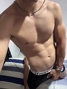 juancho0400 online show from March 23, 9:32 pm