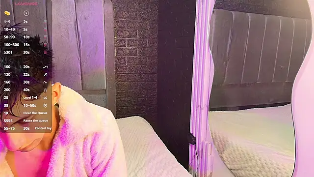 Erick Velveth online show from December 19, 5:59 am