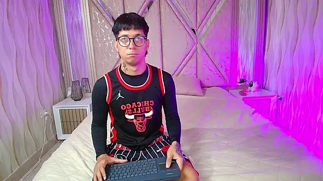 Wonderboys zeus online show from September 21, 1:33 pm
