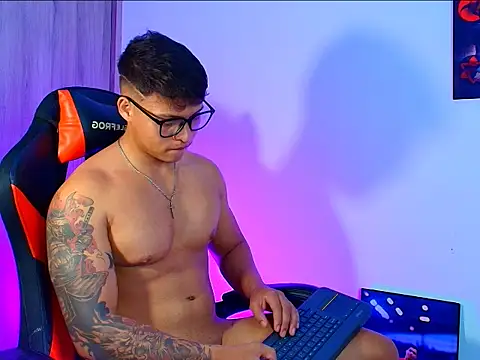 evan greey online show from November 5, 11:51 pm