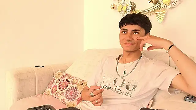 Snapshot of Noah_clark_nom chatting on September 23, 1:43 pm Noah clark nom online show from September 23, 1:43 pm