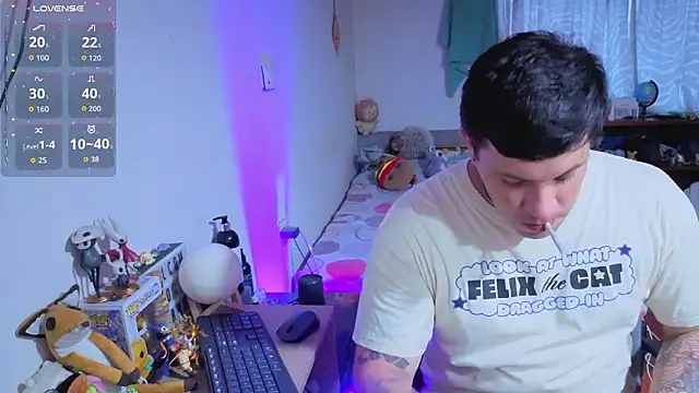 ryden 01 online show from February 18, 10:51 pm